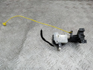 замок лючка топливного бака Mercedes-Benz M-Класс W164 2007, 3.0 л., дизель, A2518200197
