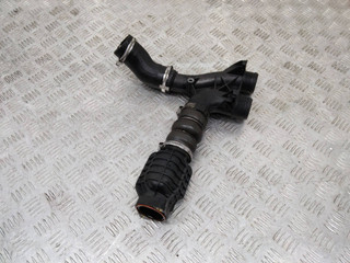патрубок интеркулера Citroen C4 Picasso 1 поколение 2011, 1.6 л., дизель, 9688500380
