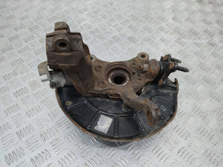 кулак поворотный левый Volkswagen Tiguan 1 поколение 2008, 2.0 л., дизель