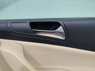 ручка внутренняя передняя правая Volkswagen Passat B6 2007