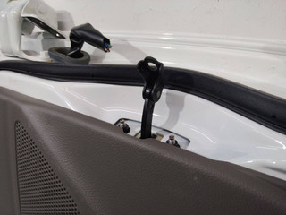 ограничитель открывания двери Nissan Cabstar F24 2015