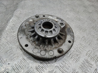 опора амортизатора верхняя (чашка) BMW 7 серия F01/F02 2011, 6855817