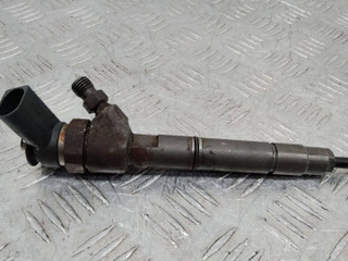 форсунка Mercedes-Benz A-Класс W169 2006, 2.0 л., дизель, 0445110167