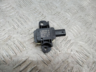 датчик удара Mercedes-Benz M-Класс W166 2015, A1668210351
