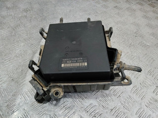 блок предохранителей Renault Megane 3 поколение 2011, 284B61871R