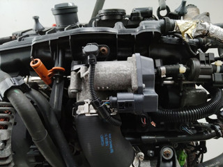 заслонка дроссельная Volkswagen Passat B6 2007, 2.0 л., BWA, бензин, 06F133062