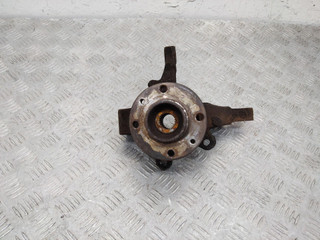 кулак поворотный правый Renault Logan 1 поколение 2008, 1.5 л., дизель