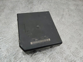 блок предохранителей Renault Laguna 3 поколение 2012, 284B61187R