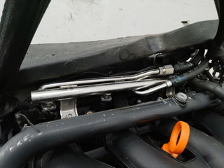 топливная рампа Audi A4 B7 2007, 2.0 л., ALT, бензин, 06B133681L
