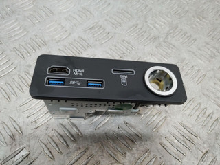 разъем AUX / USB Land Rover Range Rover 4 поколение 2017, FW9319E110AD