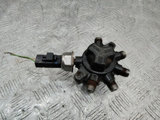 топливная рампа Renault Kangoo 2 поколение 2007, 1.5 л., K9K 714, дизель, 8200584034
