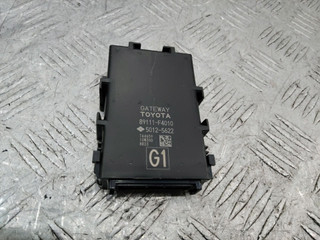 блок комфорта Toyota C-HR 1 поколение AX10 2018, 89111F4010