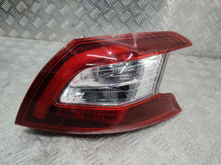 фонарь задний правый Peugeot 308 T9 2014, хетчбэк 5 дв., 9677817580