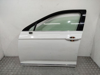 дверь передняя левая Volkswagen Passat B8 2016, седан, 3G0831311K