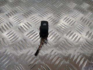 кнопка стеклоподъемника двери Audi A3 8V 2014, 8V0959855