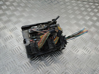 блок предохранителей Peugeot 308 T7 2009, 9664706280, R05