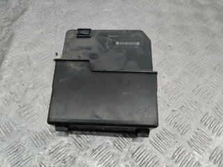блок предохранителей Renault Megane 2 поколение 2006, 1.5 л., дизель, 8200481866
