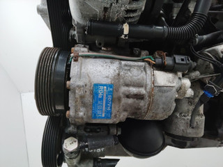 компрессор кондиционера Volkswagen Golf 4 поколение 1998, 2.3 л., AGZ, бензин, МКПП, 1J0820803K