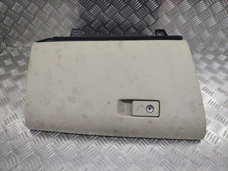 бардачок Volvo XC60 1 поколение 2011, 30755651
