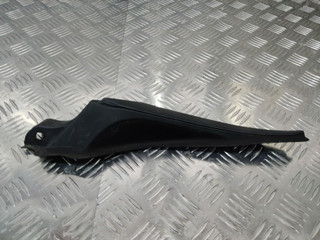молдинг лобового стекла Renault Megane 3 поколение 2009, 668620007R