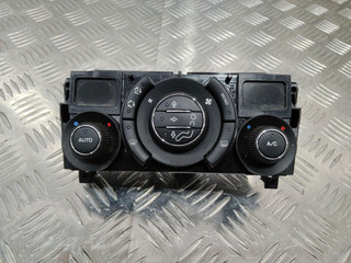 блок управления печки / климат-контроля Peugeot 3008 1 поколение 2010, 96738322XT