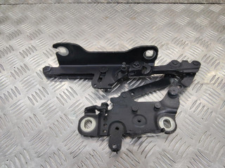 петля капота правая BMW 3 серия F30/F31/F34 2012, 7239416