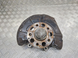 кулак поворотный правый Mercedes-Benz E-Класс W212/S212/C207/A207 2011, 2.2 л., дизель