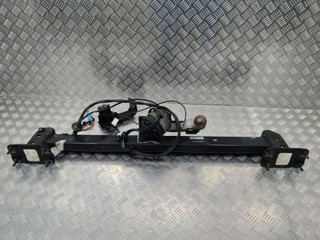 прицепное устройство (фаркоп) Mercedes-Benz E-Класс W212/S212/C207/A207 2011, 2.2 л., дизель, A2123100204