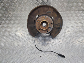кулак задний правый BMW 3 серия F30/F31/F34 2012, 2.0 л., дизель