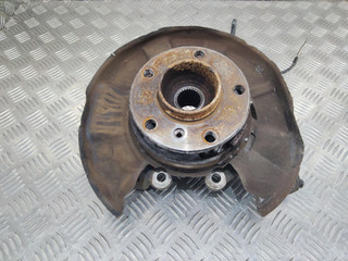 кулак задний левый BMW 3 серия F30/F31/F34 2012, 2.0 л., дизель