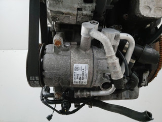 компрессор кондиционера Volkswagen Polo 5 поколение 2013, 1.2 л., дизель, 5K0820803A