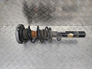стойка передняя левая BMW X1 F48 2015, 2.0 л., дизель, 6861691