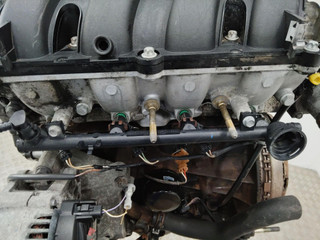топливная рампа Renault Scenic 2 поколение 2005, 2.0 л., бензин, ITGM60, 7700112777