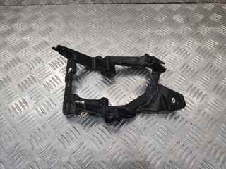 кронштейн (крепление) Toyota Land Cruiser 12 поколение J300 2021, 8148260130