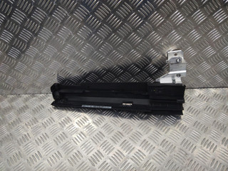 воздуховод (дефлектор) радиатора BMW 1 серия F20/F21 2013, 7600537