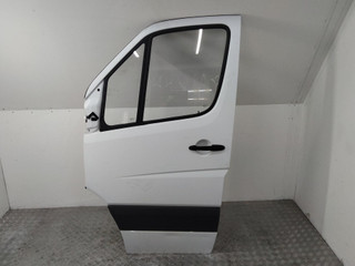 дверь передняя левая Mercedes-Benz Sprinter 2 поколение (W906) 2013