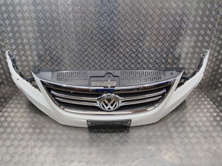 бампер передний Volkswagen Tiguan 1 поколение 2008, 5N0807221D