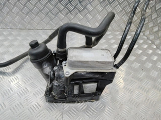 теплообменник масляного фильтра BMW 5 серия F07/F10/F11 2010, 2.0 л., дизель