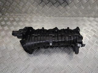 коллектор впускной BMW 5 серия F07/F10/F11 2010, 2.0 л., дизель, 7807991