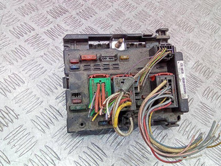 блок предохранителей Peugeot 307 1 поколение 2004, 9650664080, BSMB3