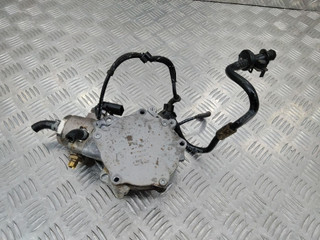 насос вакуумный Volkswagen Golf 7 поколение 2013, 2.0 л., бензин, 06L145100B