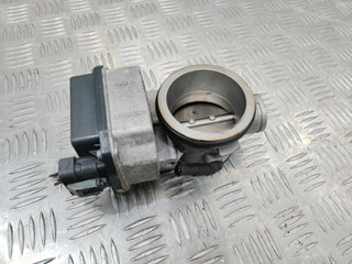 заслонка дроссельная Renault Duster 1 поколение 2013, 2.0 л., бензин, 8200063652