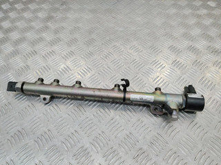 топливная рампа Mercedes-Benz C-Класс W204/S204 2008, 2.2 л., дизель, A6460700395