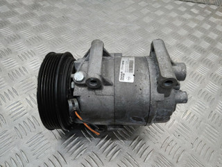 компрессор кондиционера Renault Megane 2 поколение 2005, 1.5 л., K9K 728, дизель, 7711135105
