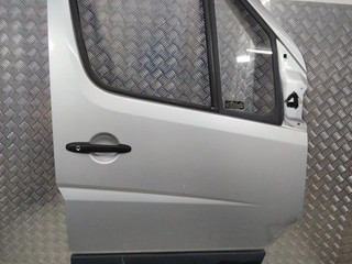 дверь передняя правая Mercedes-Benz Sprinter 2 поколение [рестайлинг] (W906) 2015
