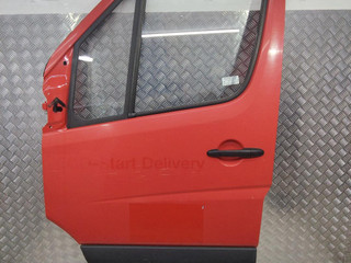 дверь передняя левая Mercedes-Benz Sprinter 2 поколение (W906) 2013