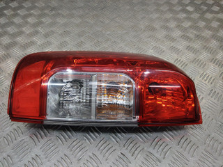 фонарь задний левый Nissan Navara D23 2020