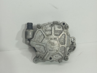 насос вакуумный Volkswagen Passat B6 2009, 2.0 л., дизель, 03L145100F, 03L145100