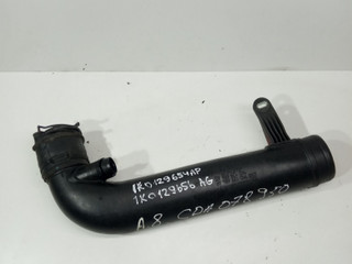 патрубок (трубопровод, шланг) Volkswagen Passat B6 2009, 1.8 л., бензин, седан, 1K0129654AP, 1K0129656AG