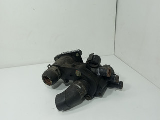 фланец (тройник) системы охлаждения Volkswagen Golf 4 поколение 2004, 1.6 л., бензин